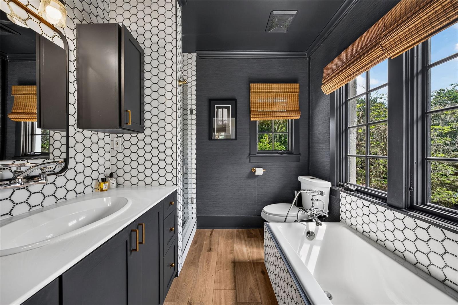 EDGEWATER HEIGHTS - Residential