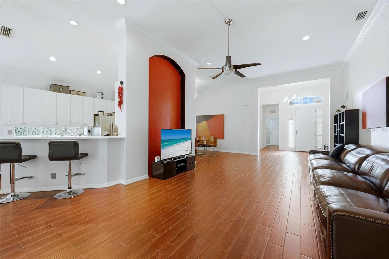 LAKEWOOD RANCH COUNTRY CLUB - Residential