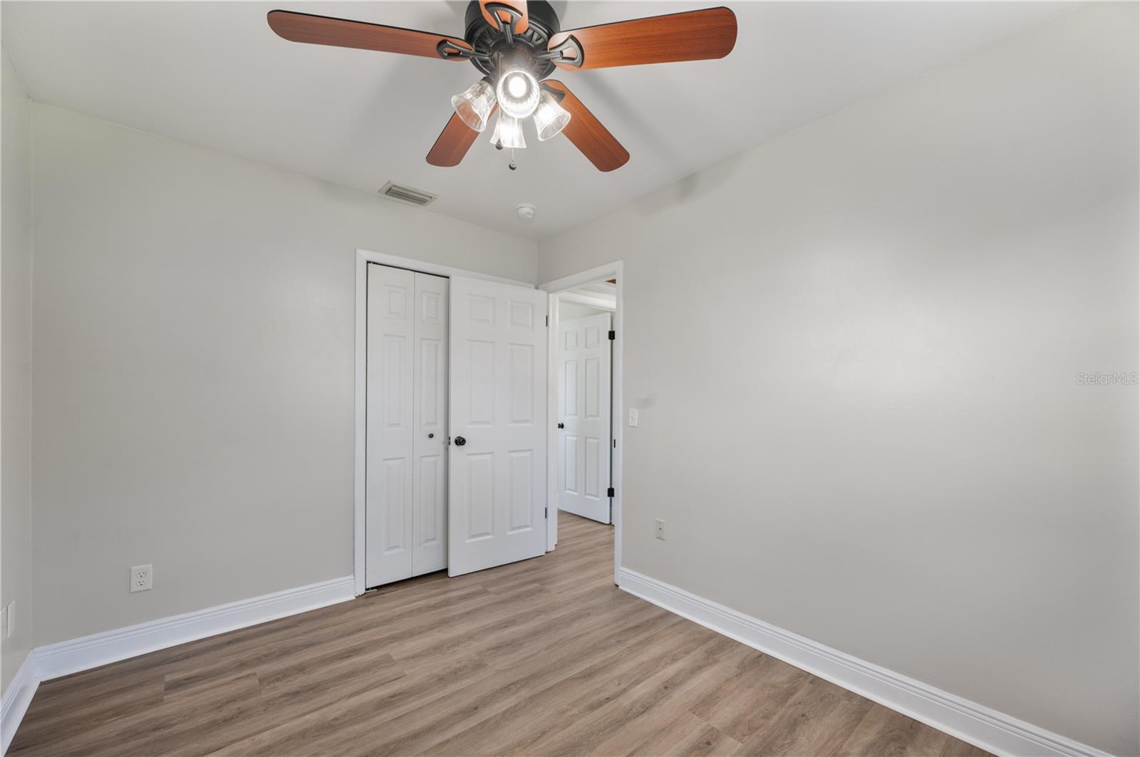 EDGEWOOD PARK - Residential