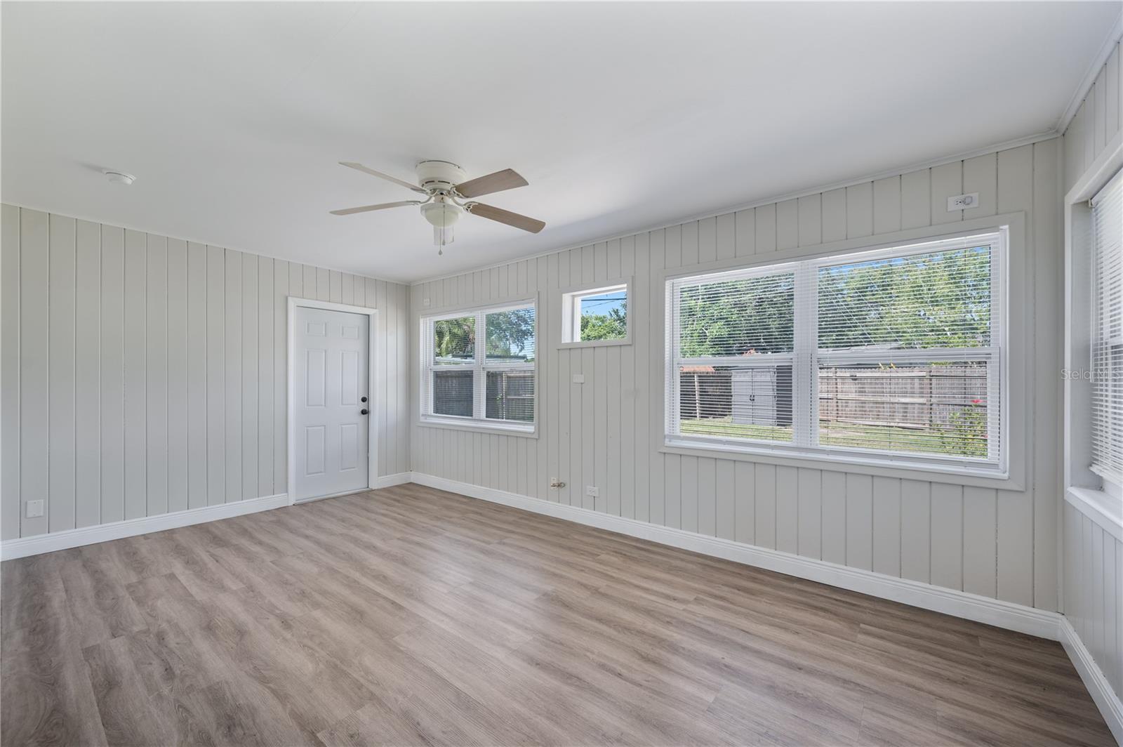 EDGEWOOD PARK - Residential