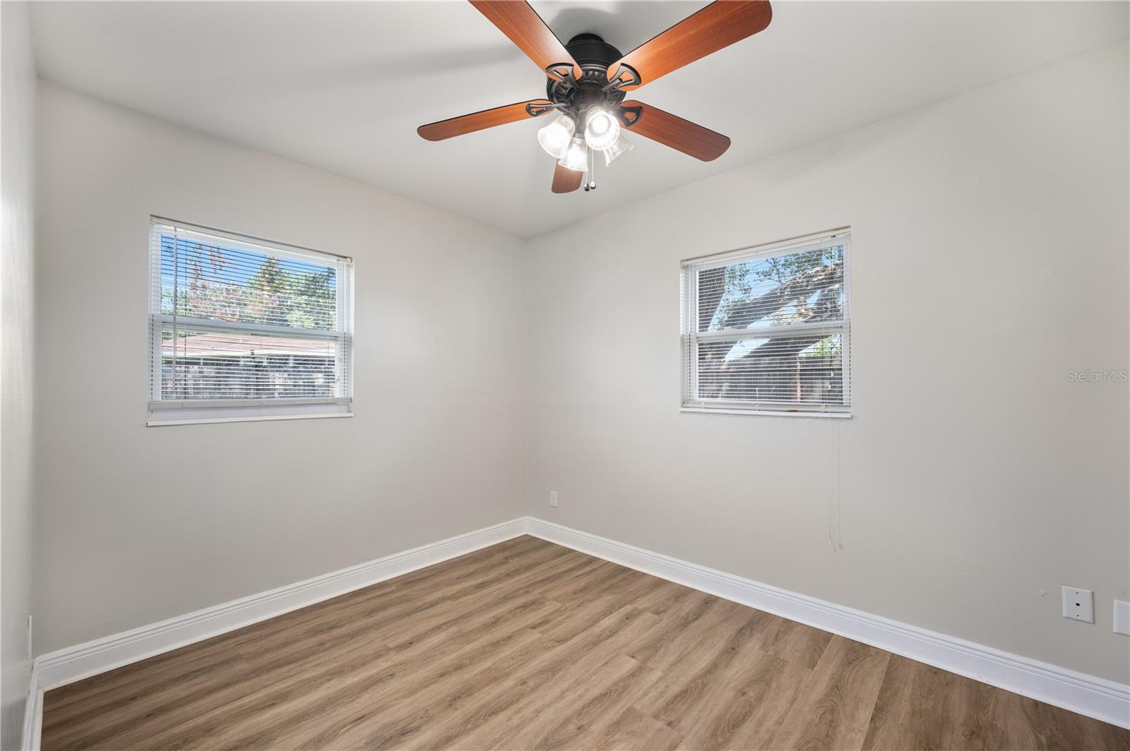 EDGEWOOD PARK - Residential