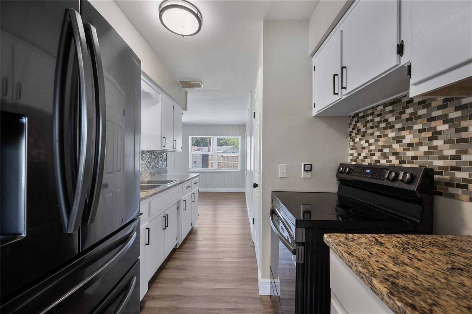 EDGEWOOD PARK - Residential