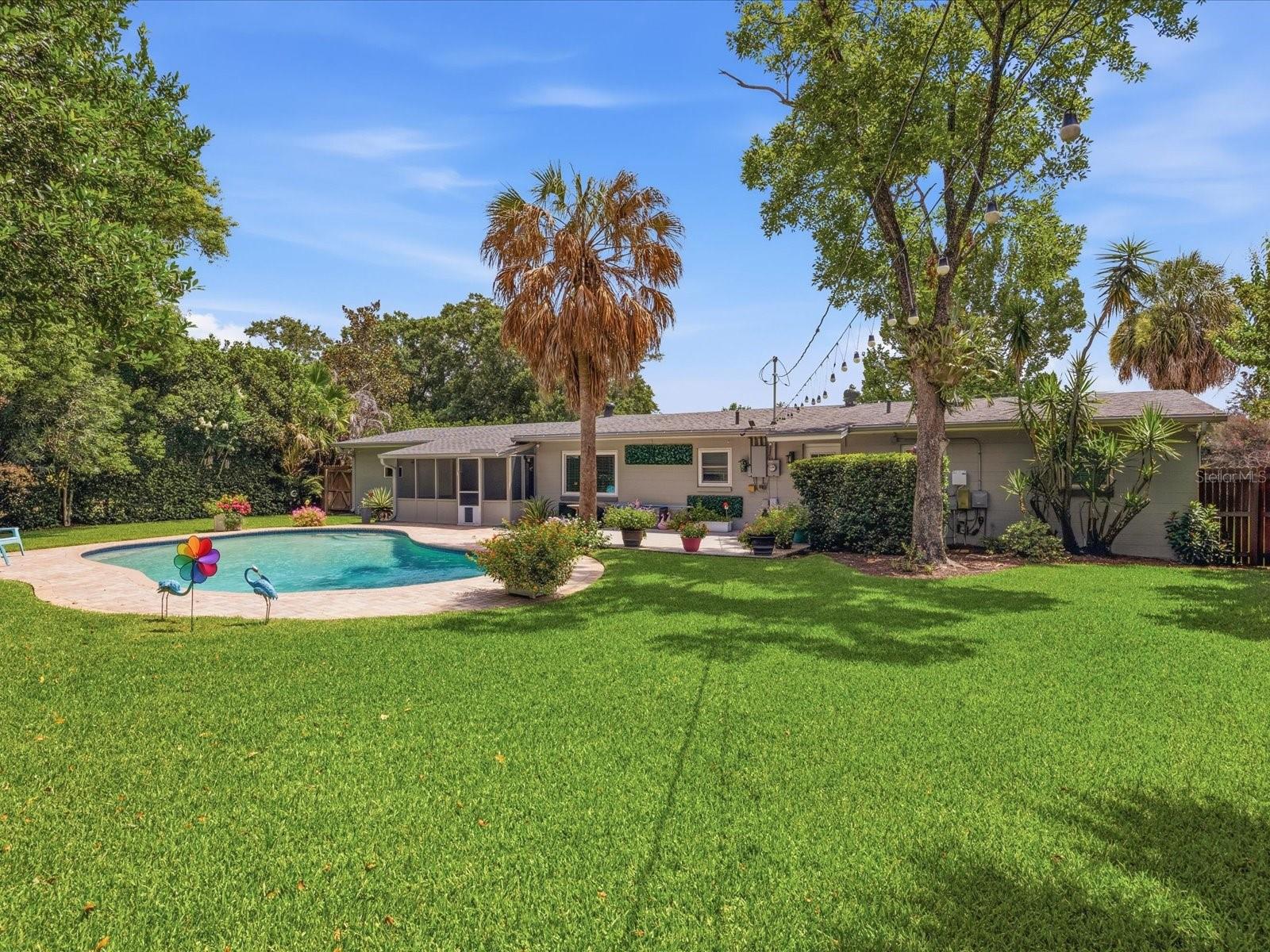 DOVER SHORES SEVENTH ADD - Residential