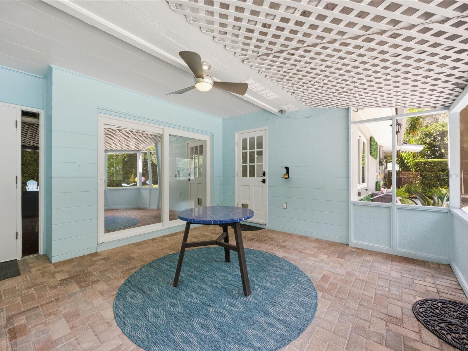 DOVER SHORES SEVENTH ADD - Residential