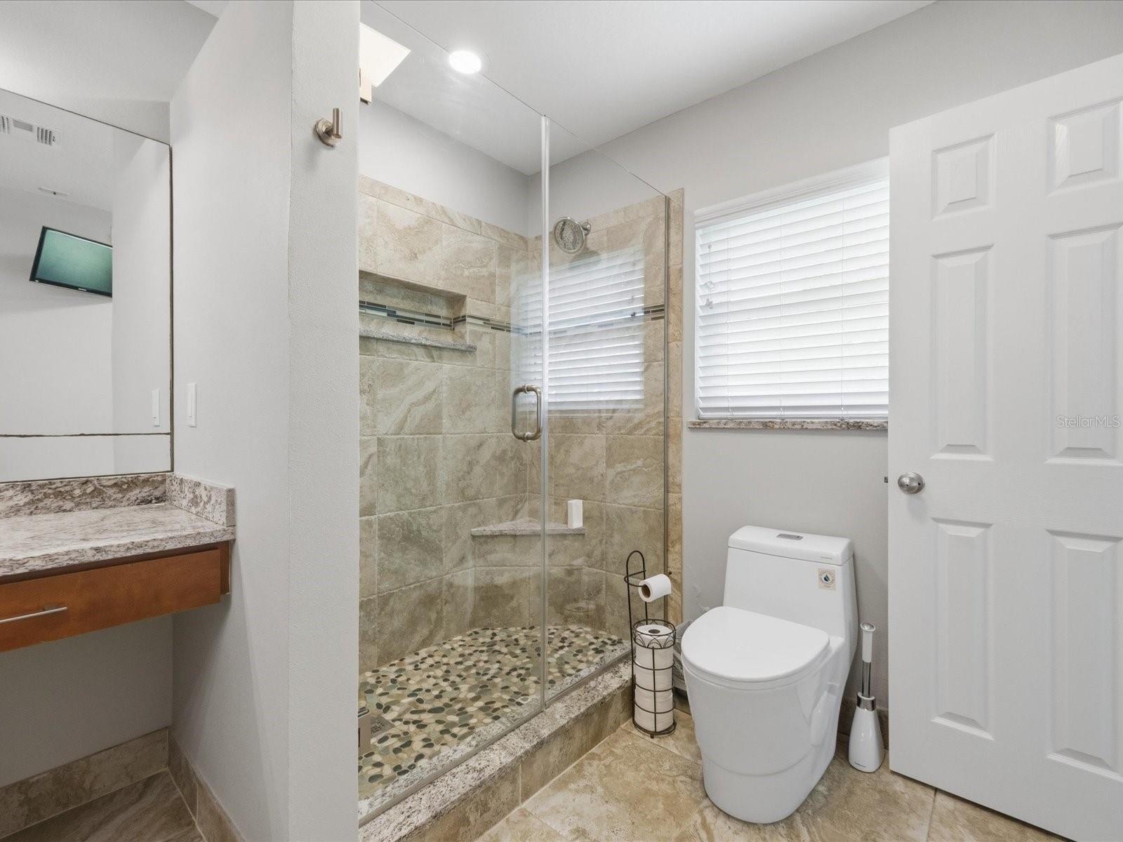 DOVER SHORES SEVENTH ADD - Residential