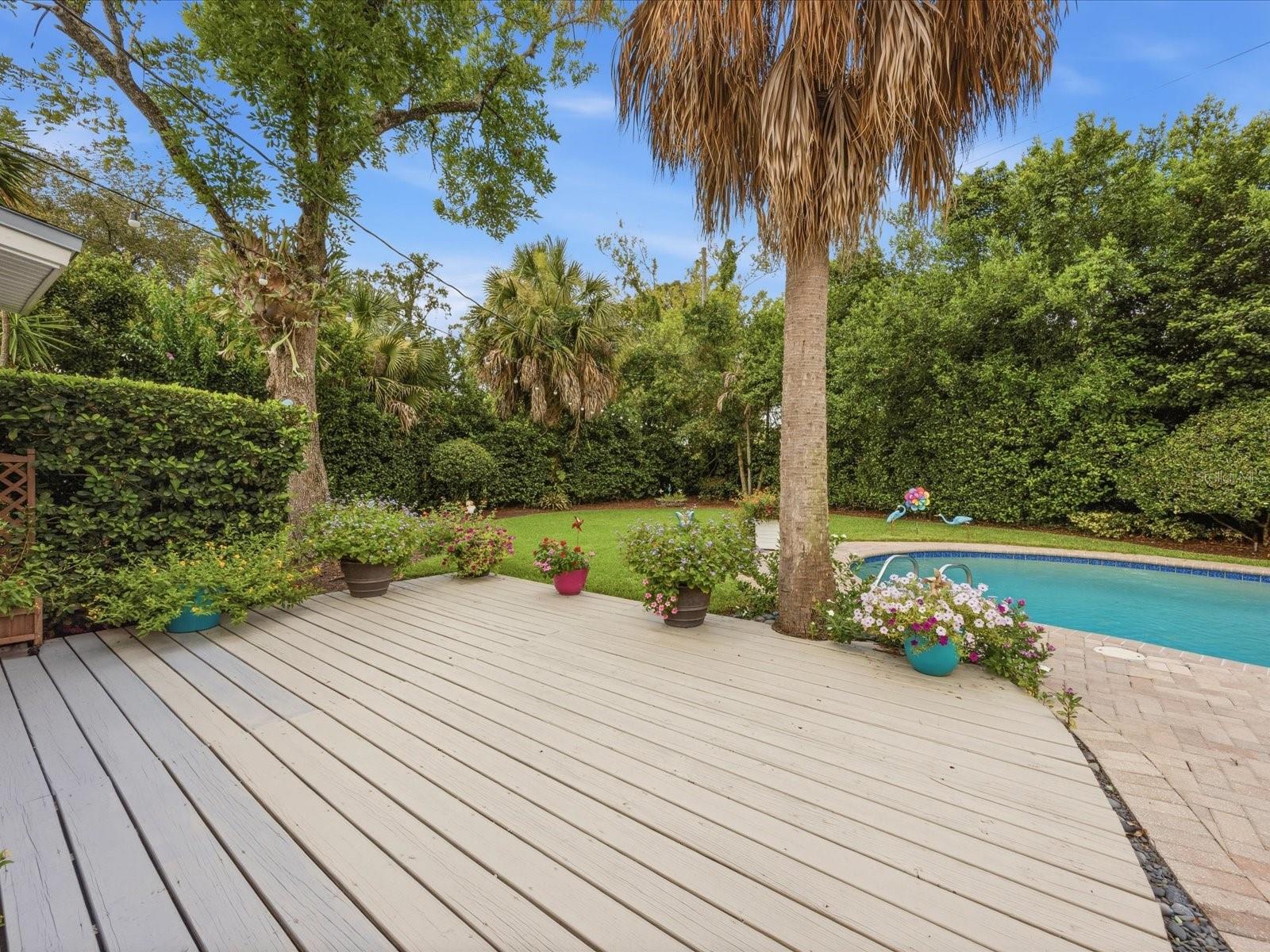 DOVER SHORES SEVENTH ADD - Residential