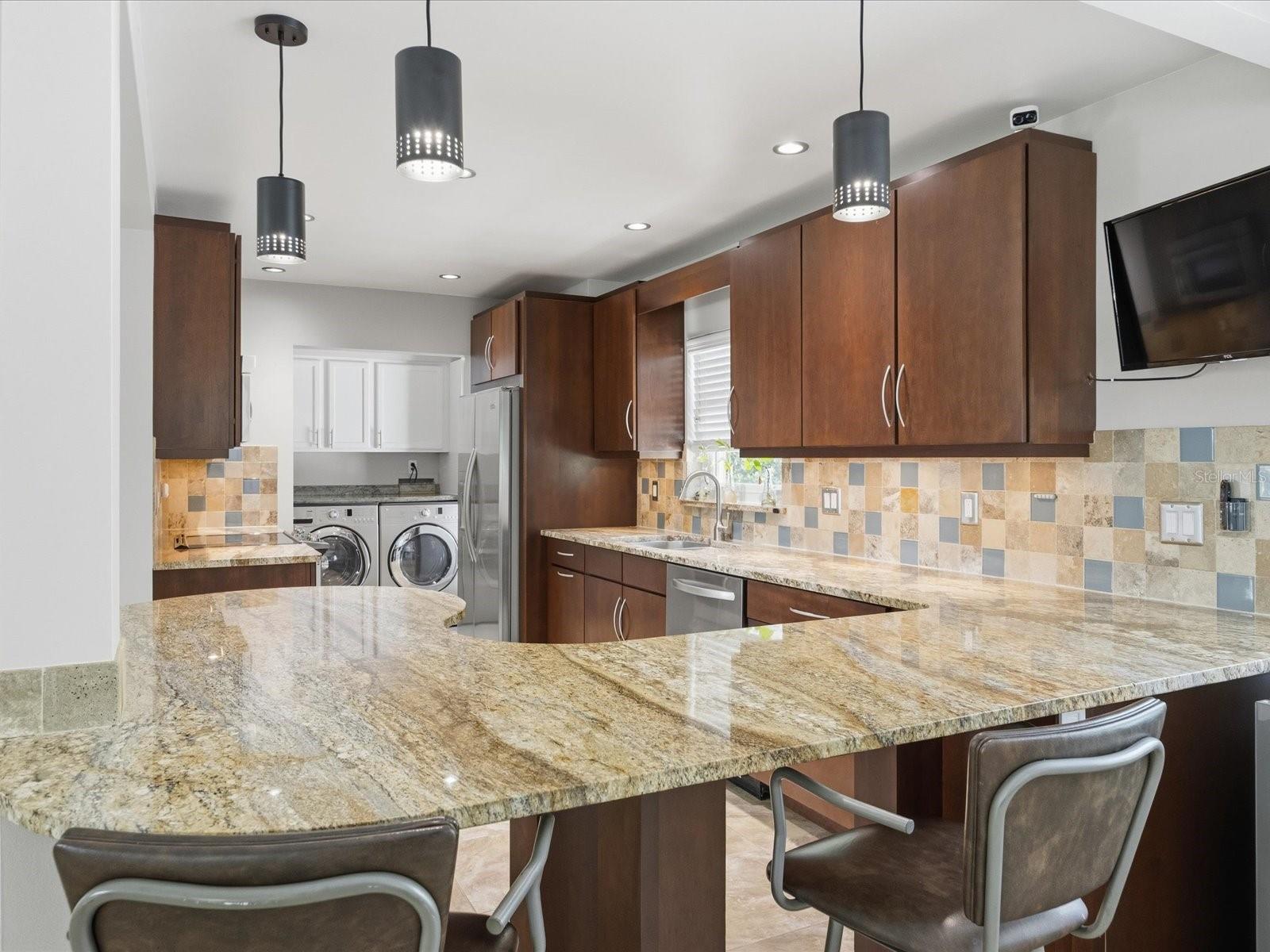 DOVER SHORES SEVENTH ADD - Residential