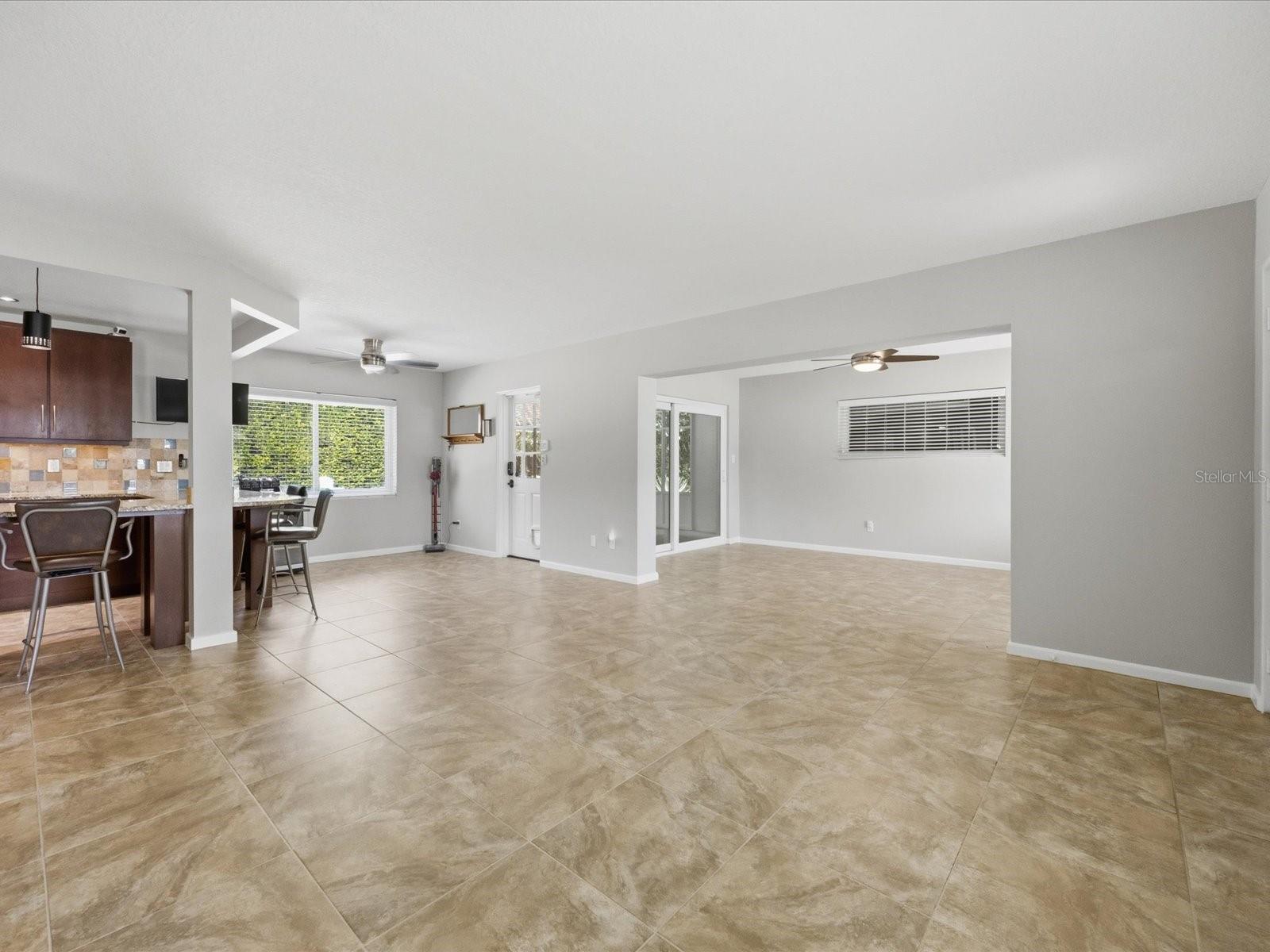 DOVER SHORES SEVENTH ADD - Residential