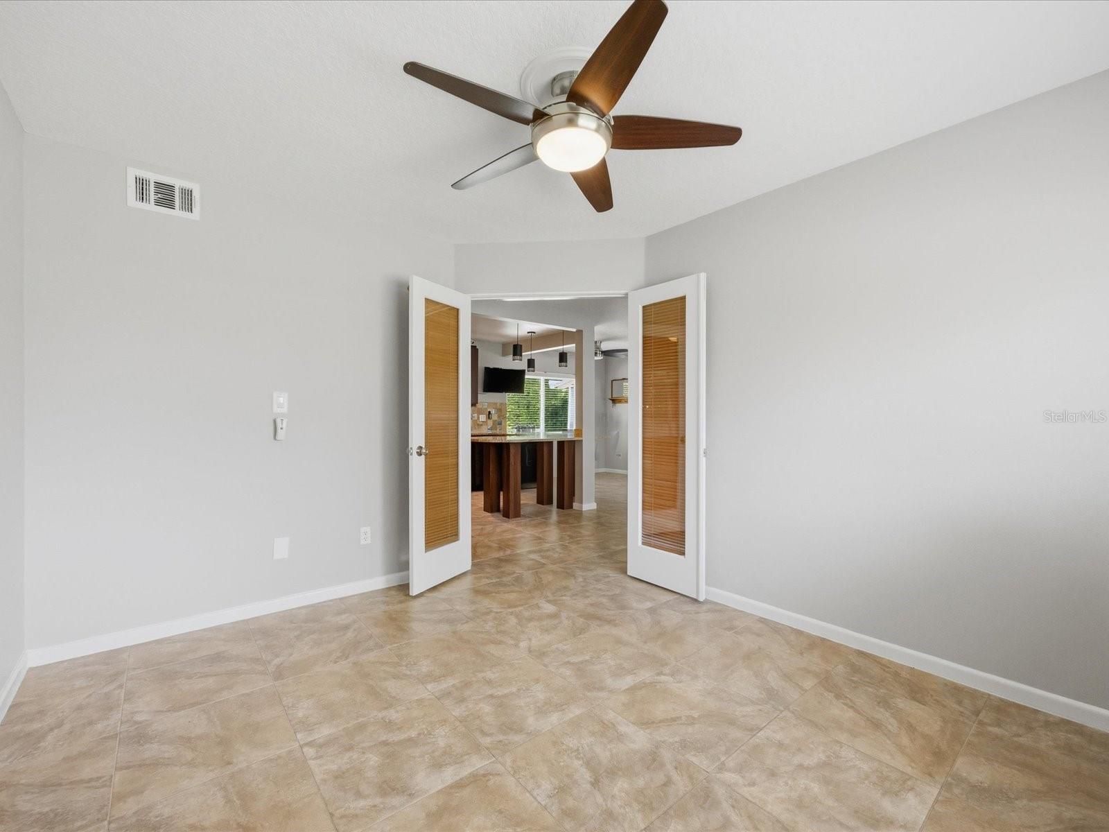 DOVER SHORES SEVENTH ADD - Residential