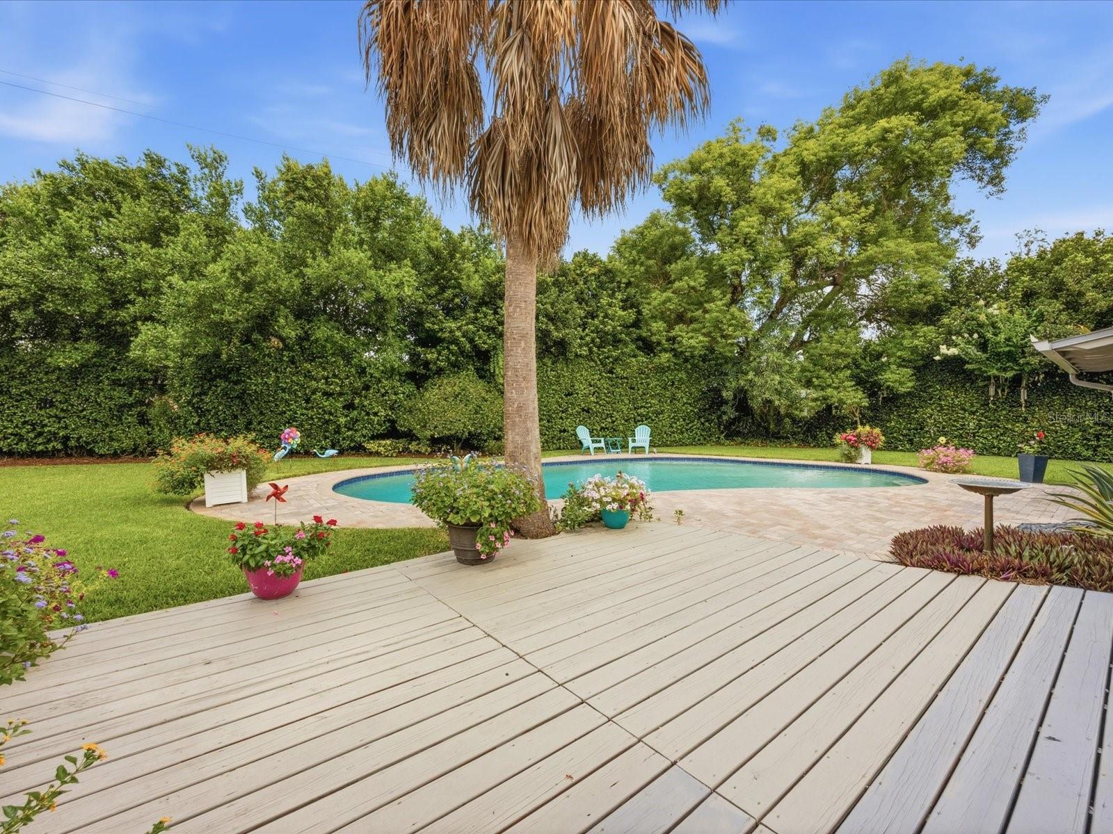 DOVER SHORES SEVENTH ADD - Residential
