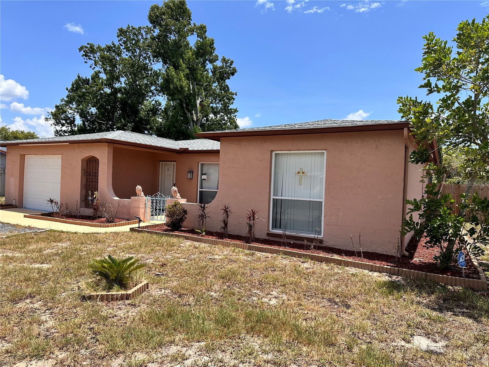 REGENCY PARK - Residential