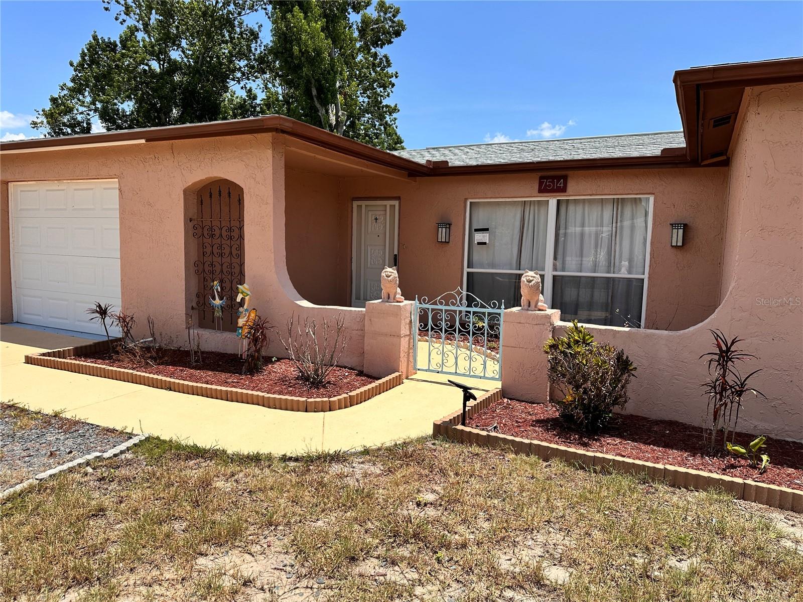 Welcome to this beautifully remodeled pool home offering an open and inviting floor plan with stylish tile and wood flooring throughout—no carpet! The spacious layout features a formal living room, a comfortable family room, and a separate breakfast area, providing plenty of space for both everyday living and entertaining.

Situated on a desirable corner lot, this home is larger than many of the surrounding properties and offers a fully fenced backyard for added privacy. Major updates include a brand-NEW ROOF installed in May 2026, Water heaterHeater 2024 making this home truly move-in ready.

With no HOA, no CDD, and no flood zone, you’ll enjoy both freedom and peace of mind. Conveniently located just minutes from US-19, golf courses, beautiful Gulf beaches, schools, shopping, and dining.

Whether you’re looking for your primary residence, a vacation getaway, or an income-producing property, this exceptional pool home offers outstanding potential as a short-term vacation rental or long-term investment.