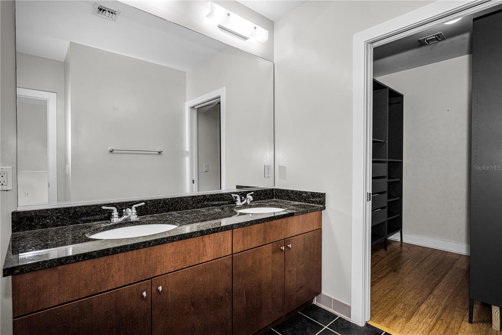 1010 CENTRAL CONDO - Residential Lease