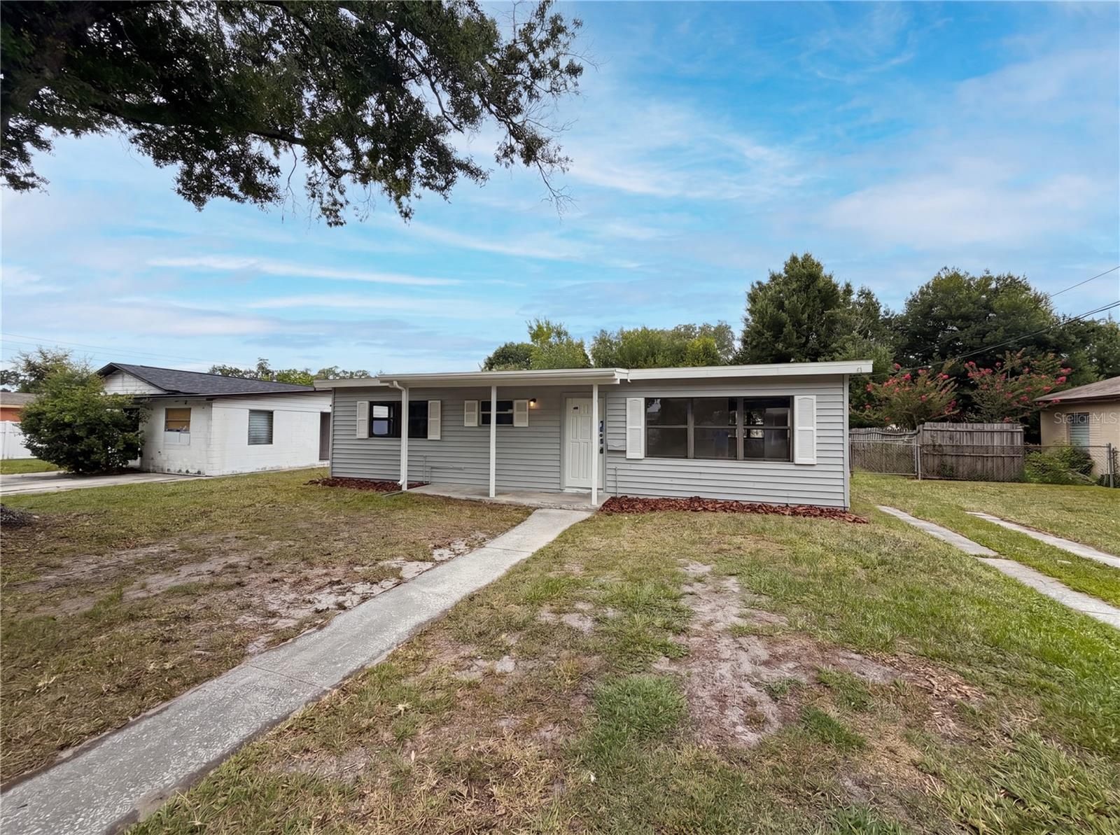 GOLDEN RULE COURT - Residential