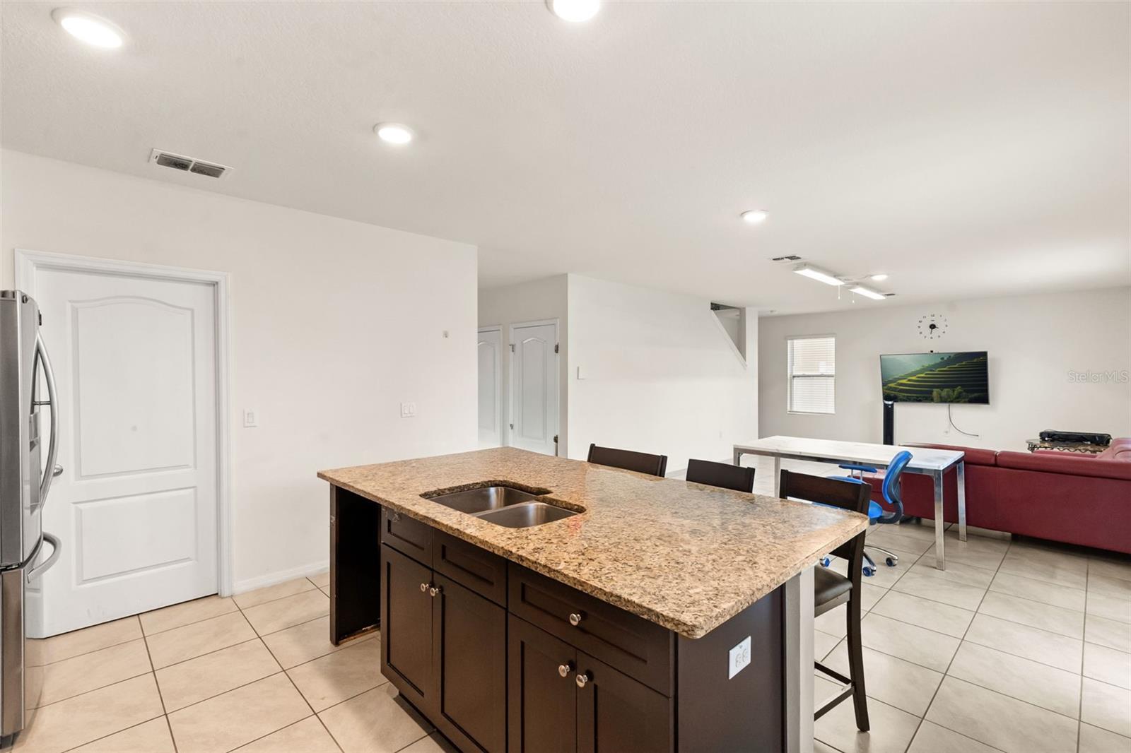 BRIDGEPORT LAKES PHASE ONE - Residential