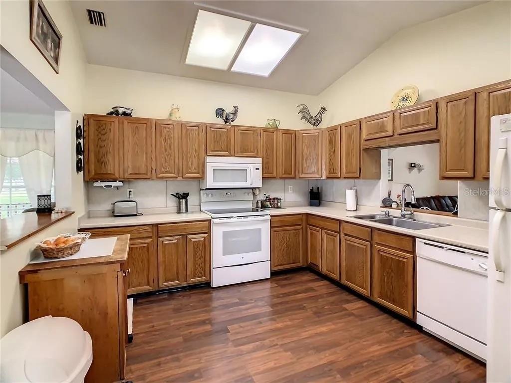 THE MEADOWS SUB - Residential