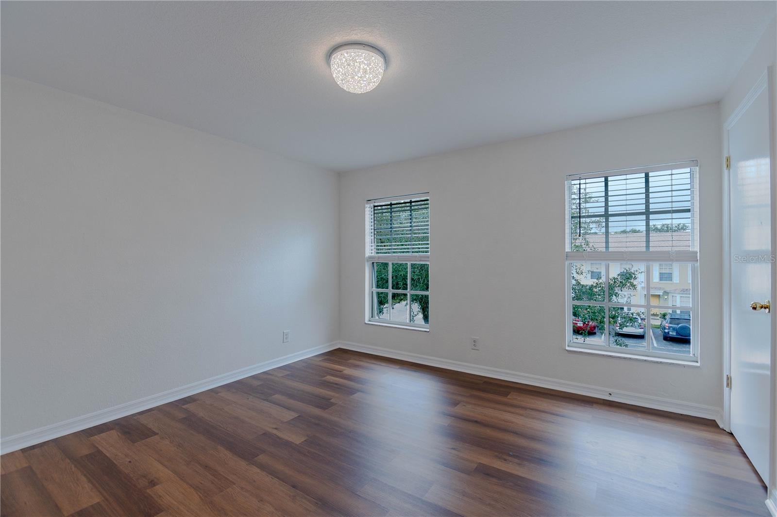 EMBASSY PARK TWNHMS CONDO - Residential