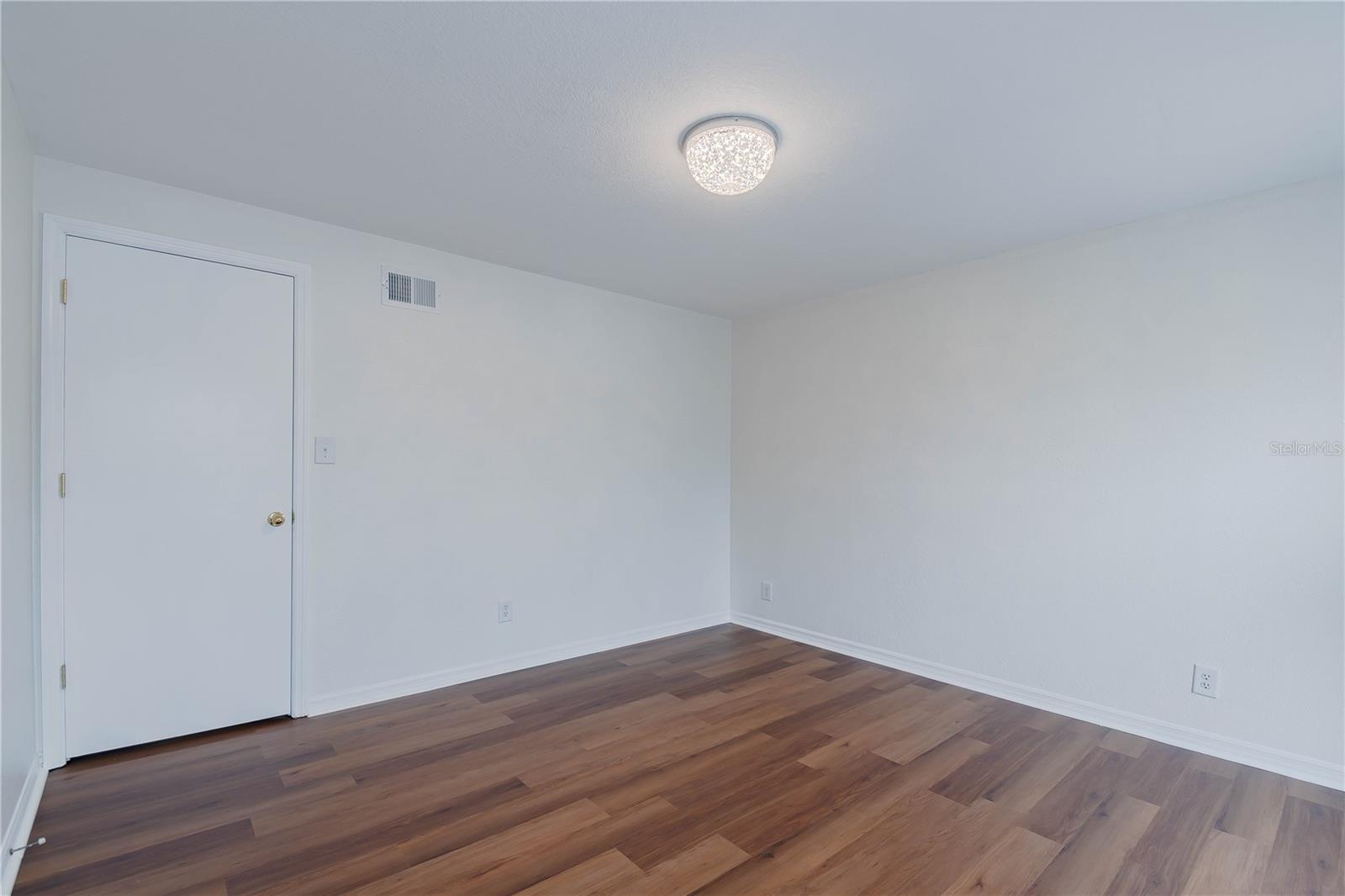 EMBASSY PARK TWNHMS CONDO - Residential