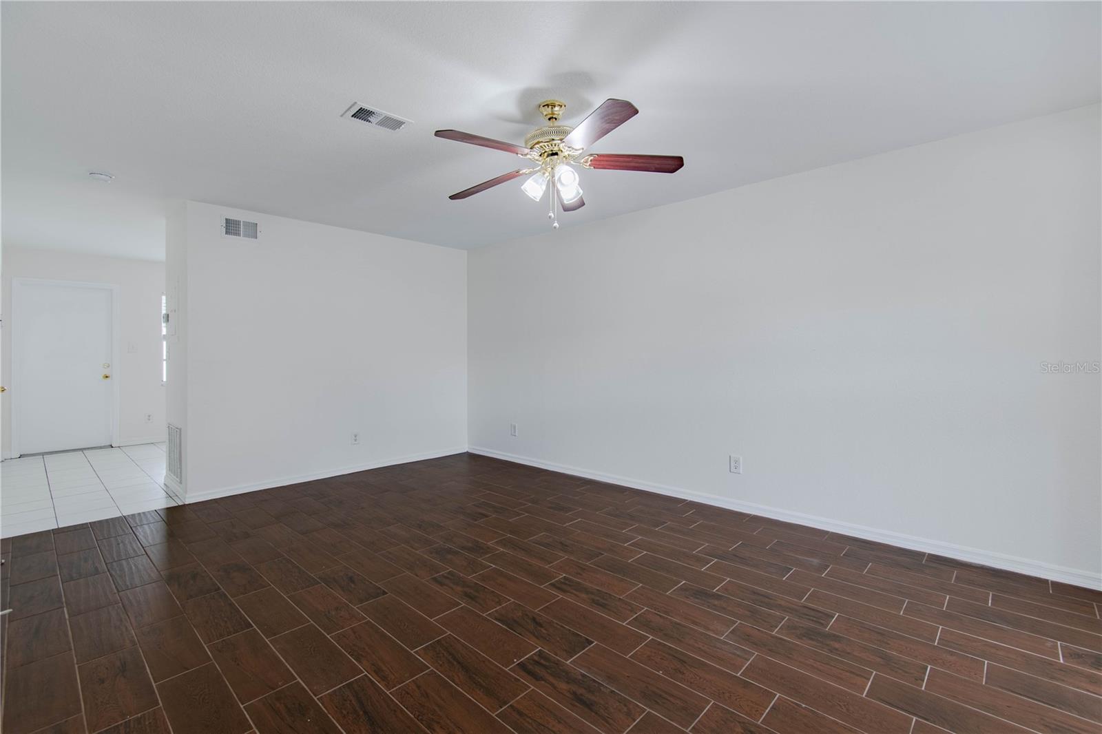 EMBASSY PARK TWNHMS CONDO - Residential