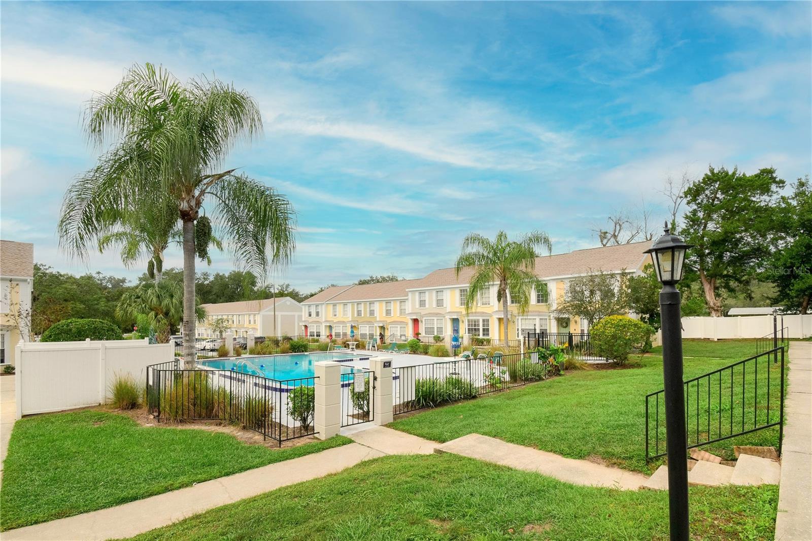 EMBASSY PARK TWNHMS CONDO - Residential