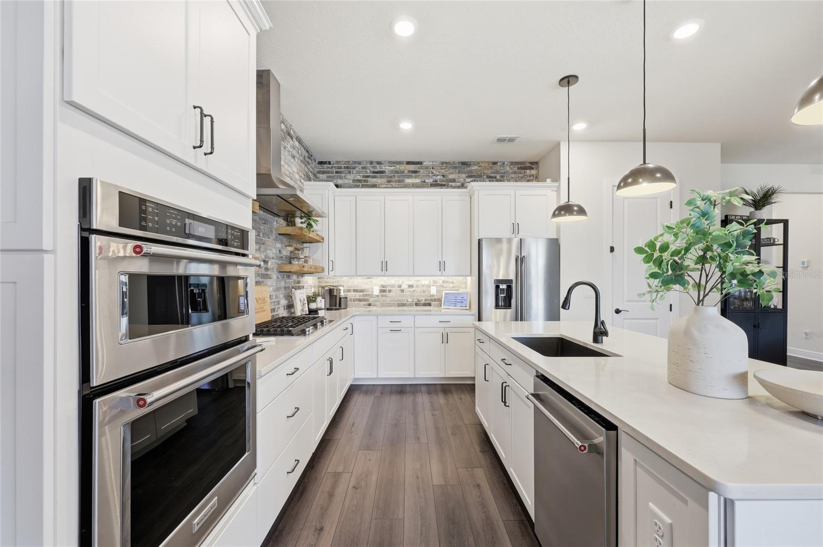 ISLES OF LAKE NONA - Residential