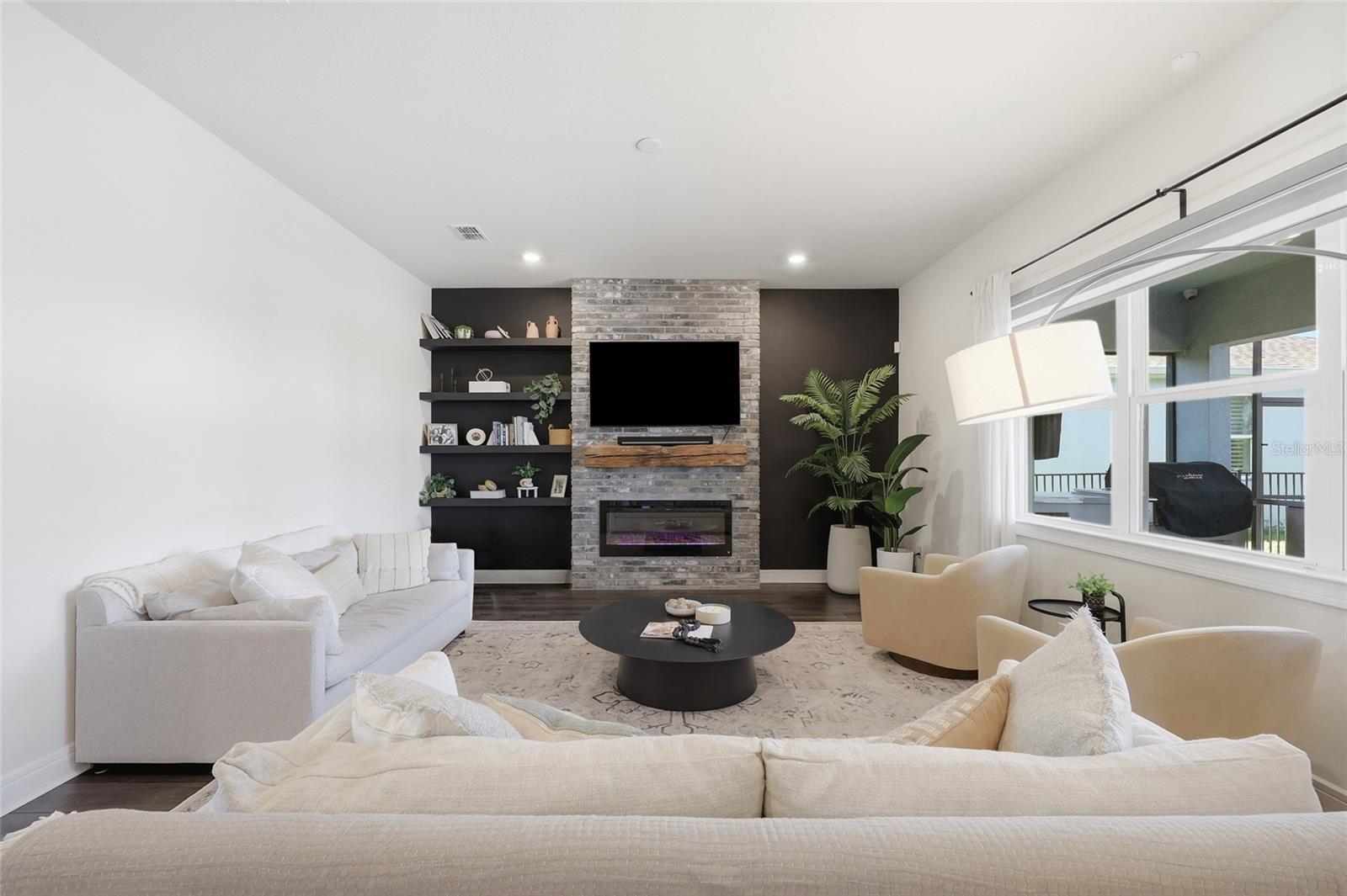ISLES OF LAKE NONA - Residential
