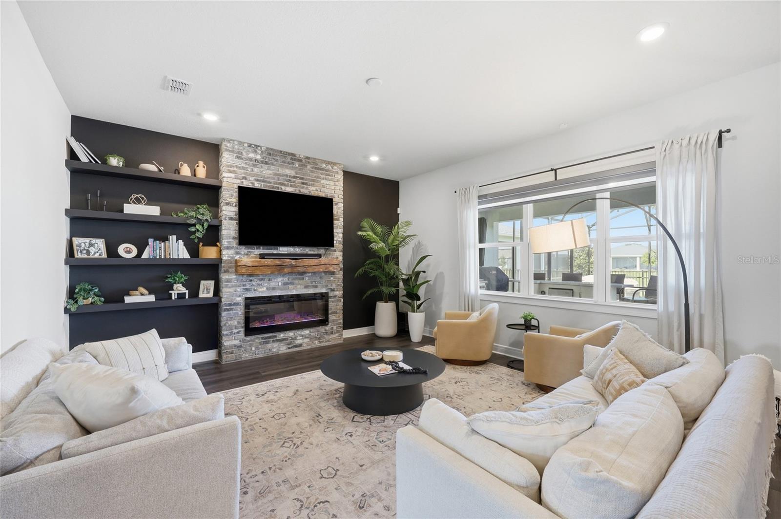 ISLES OF LAKE NONA - Residential