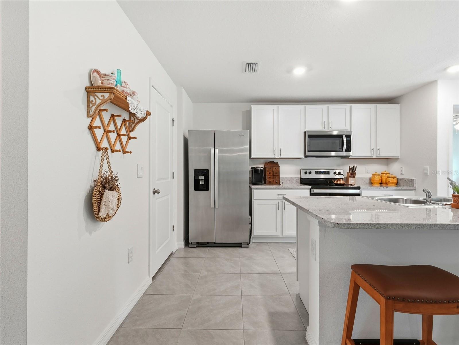 SILVERSTONE NORTH PH IC & ID - Residential