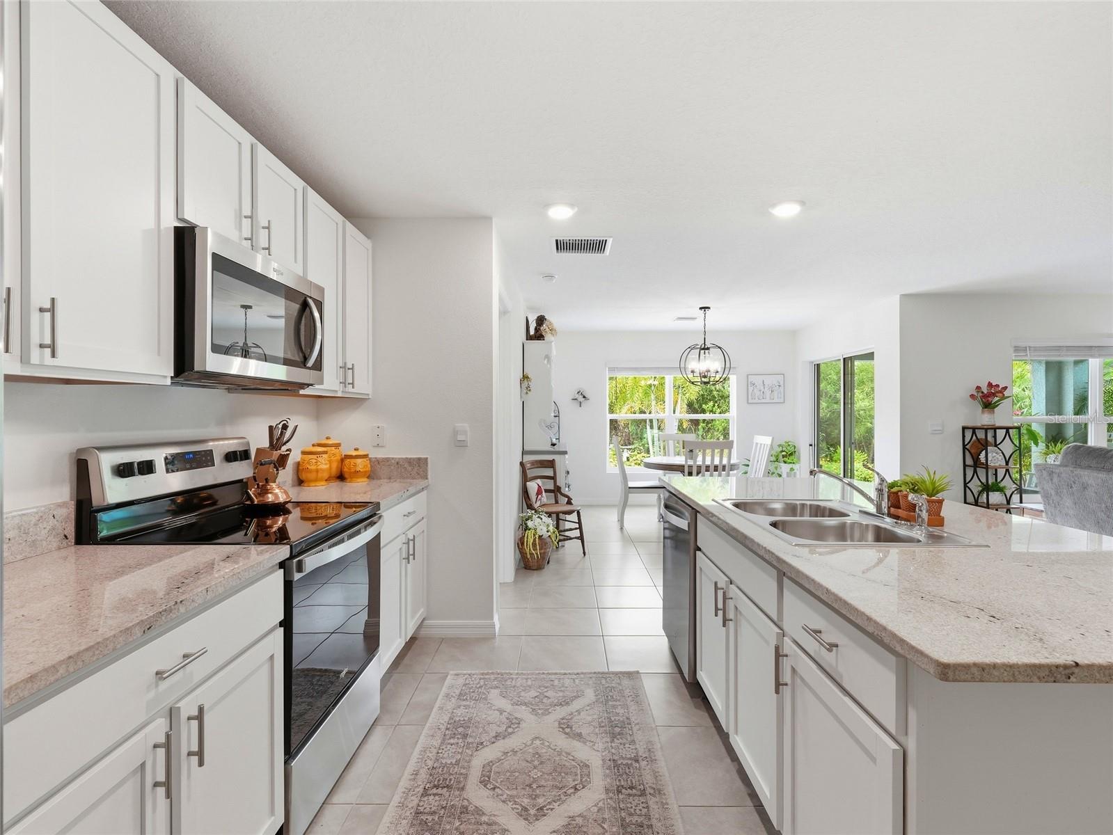SILVERSTONE NORTH PH IC & ID - Residential