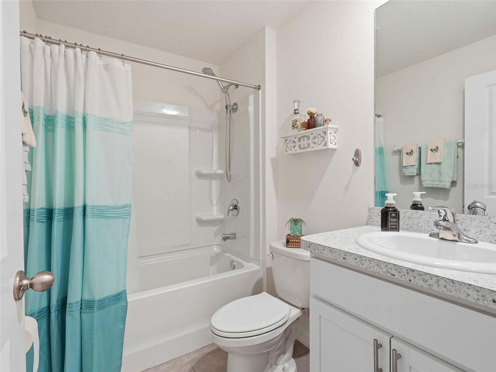 SILVERSTONE NORTH PH IC & ID - Residential
