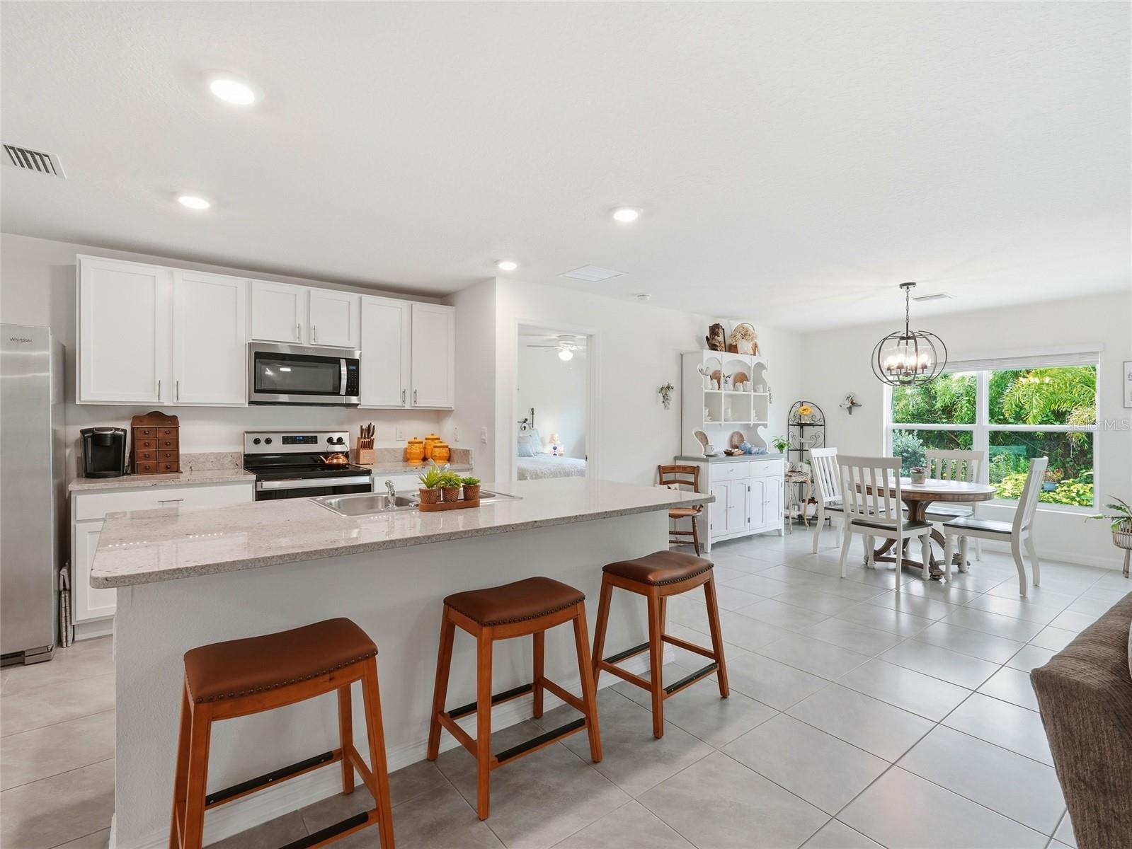 SILVERSTONE NORTH PH IC & ID - Residential