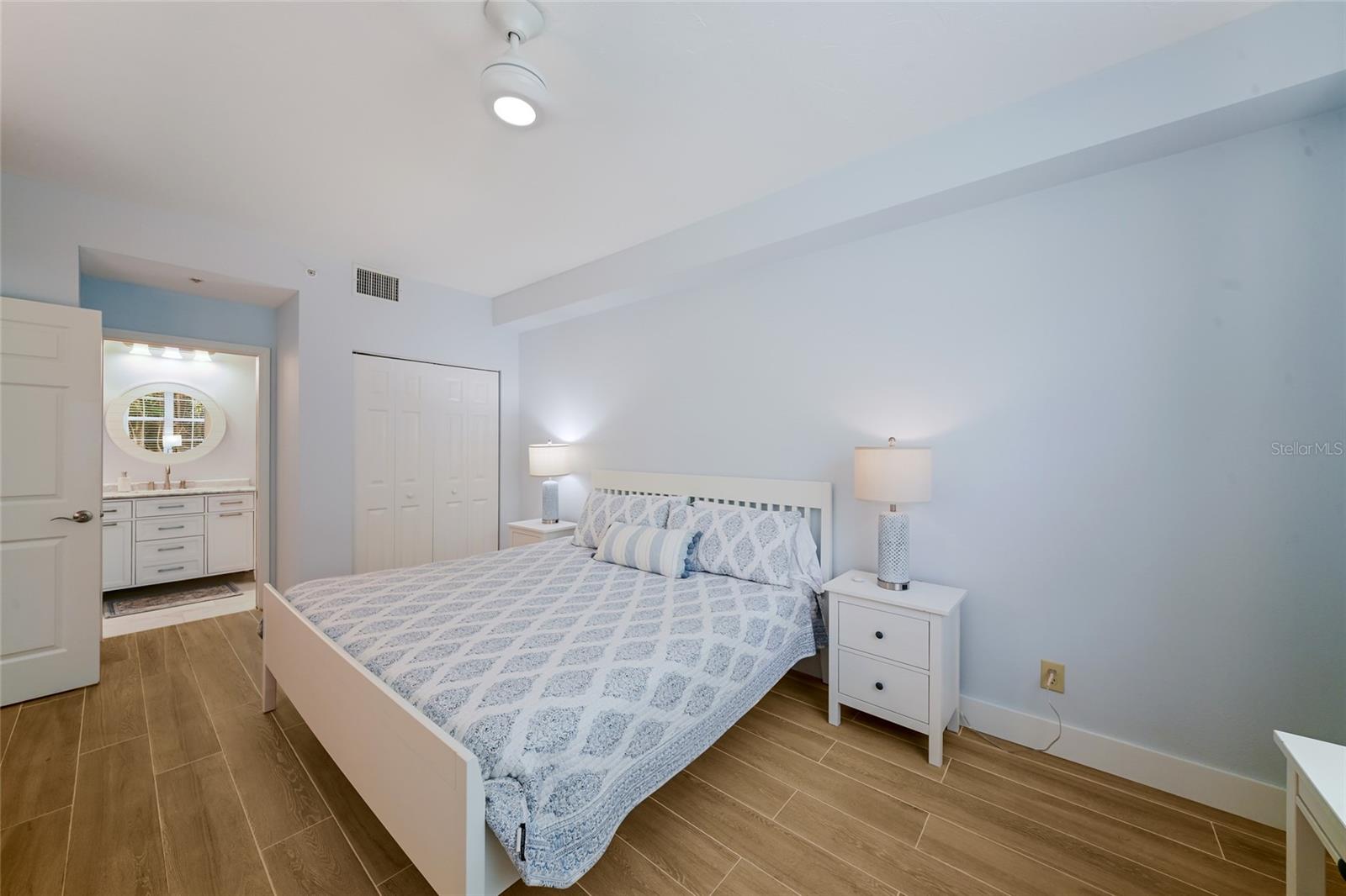 ACADEMY RESORT LODGE - Residential