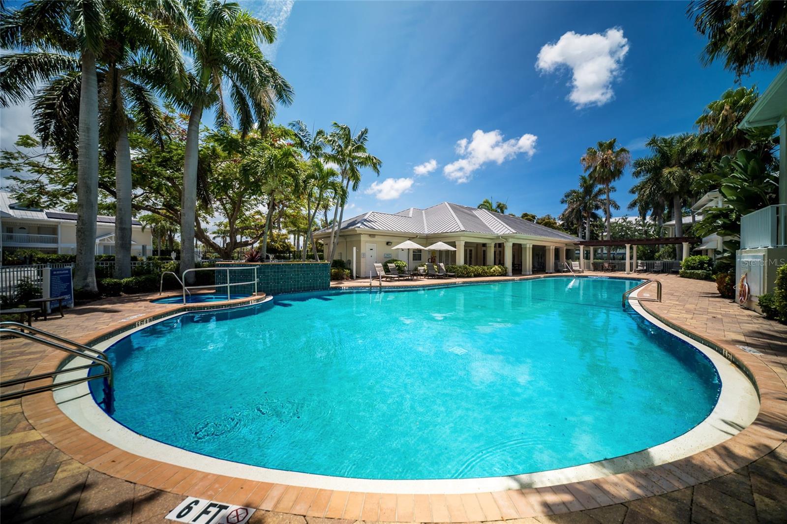 ACADEMY RESORT LODGE - Residential