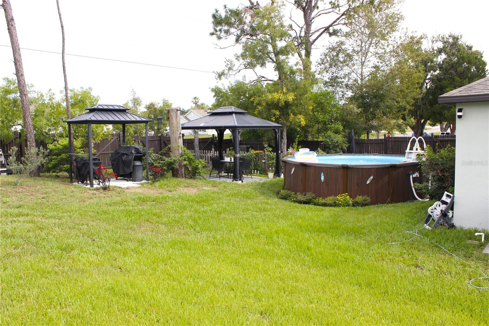 SPRING HILL - Residential