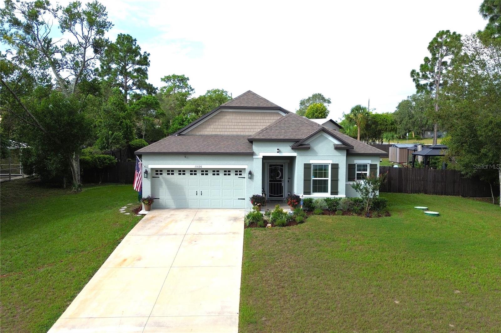 SPRING HILL - Residential