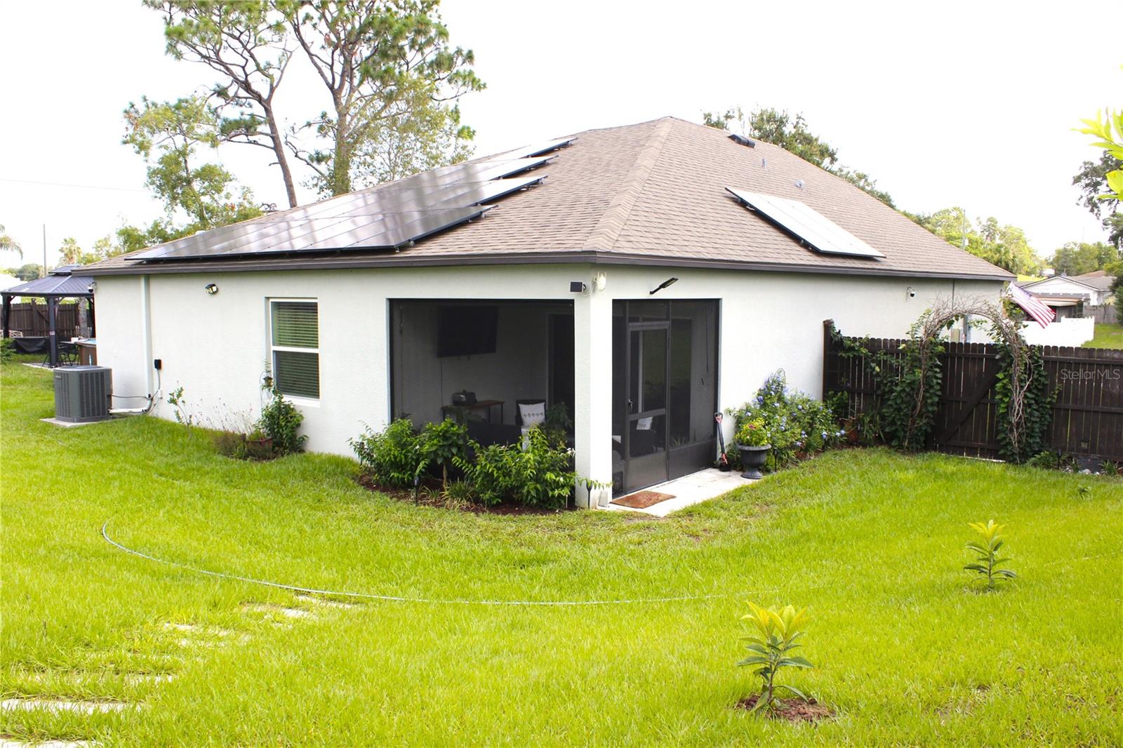 SPRING HILL - Residential
