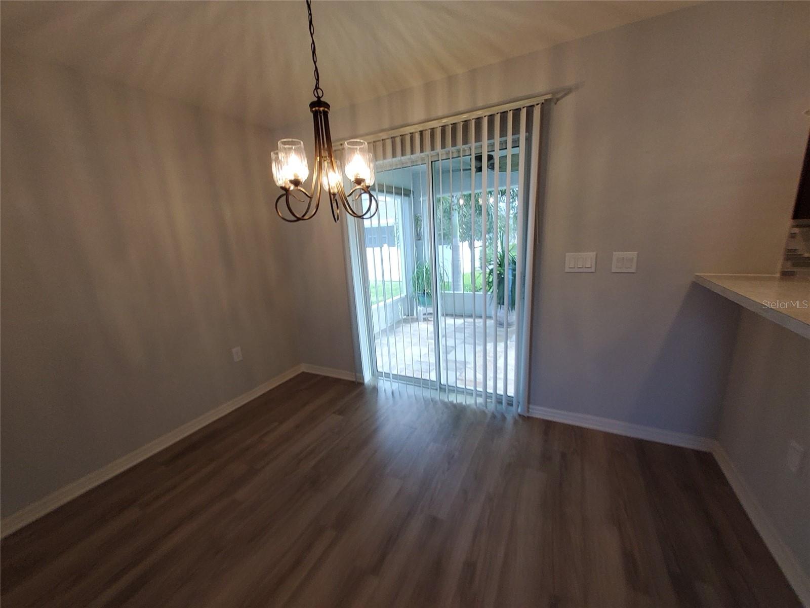 LAKE SMART ESTATES - Residential Lease