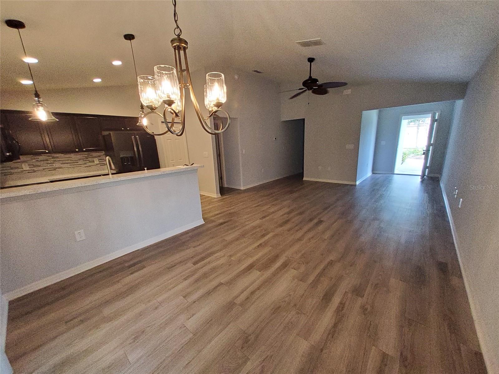 LAKE SMART ESTATES - Residential Lease