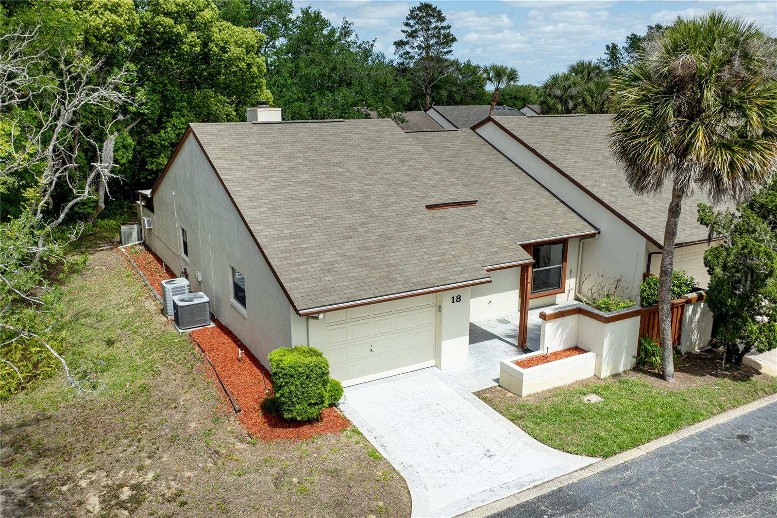 EUSTIS WILLOW CREST SUB - Residential