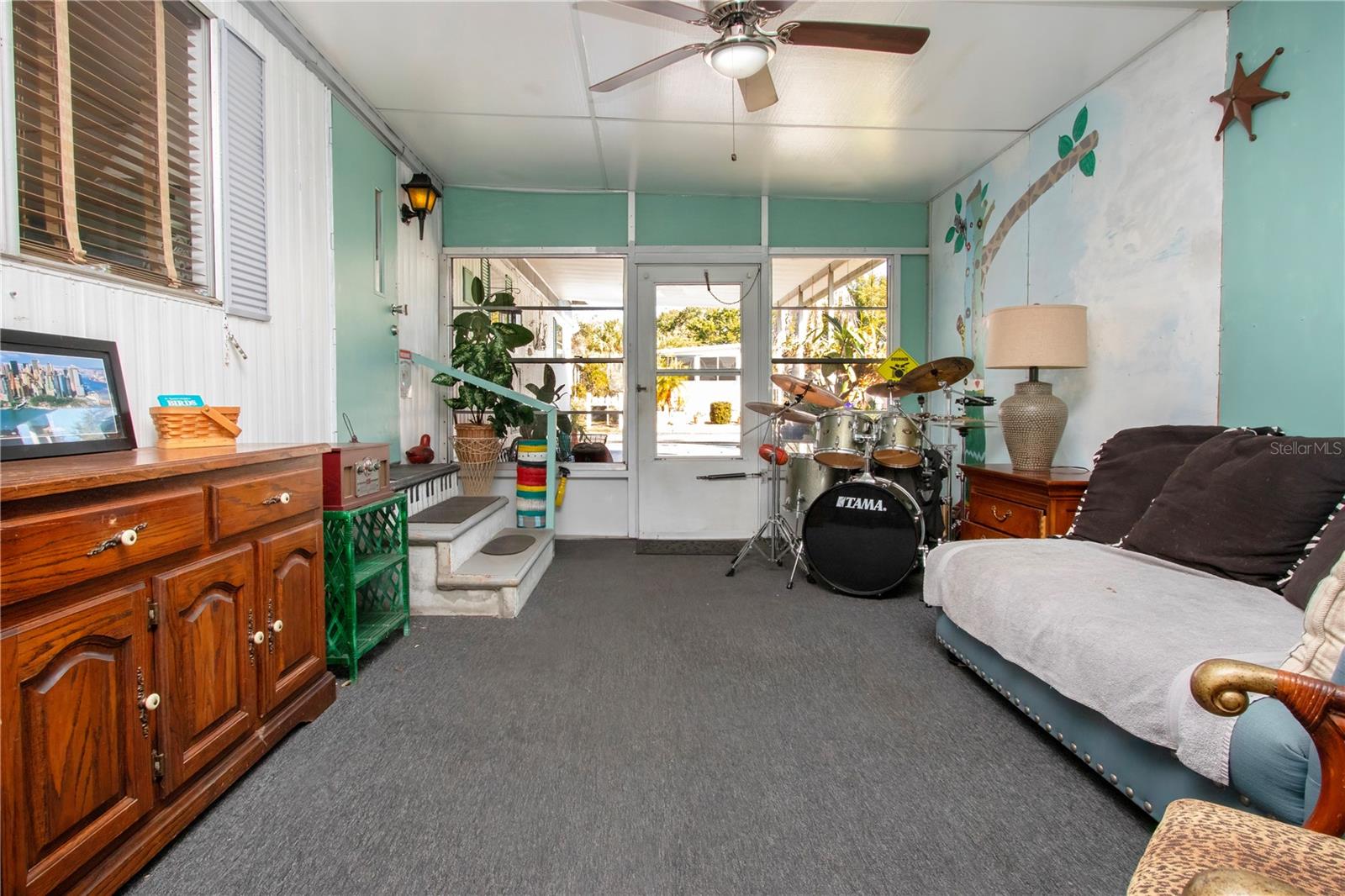 SKYWAY VILLAGE ESTATES CO-OP - Residential