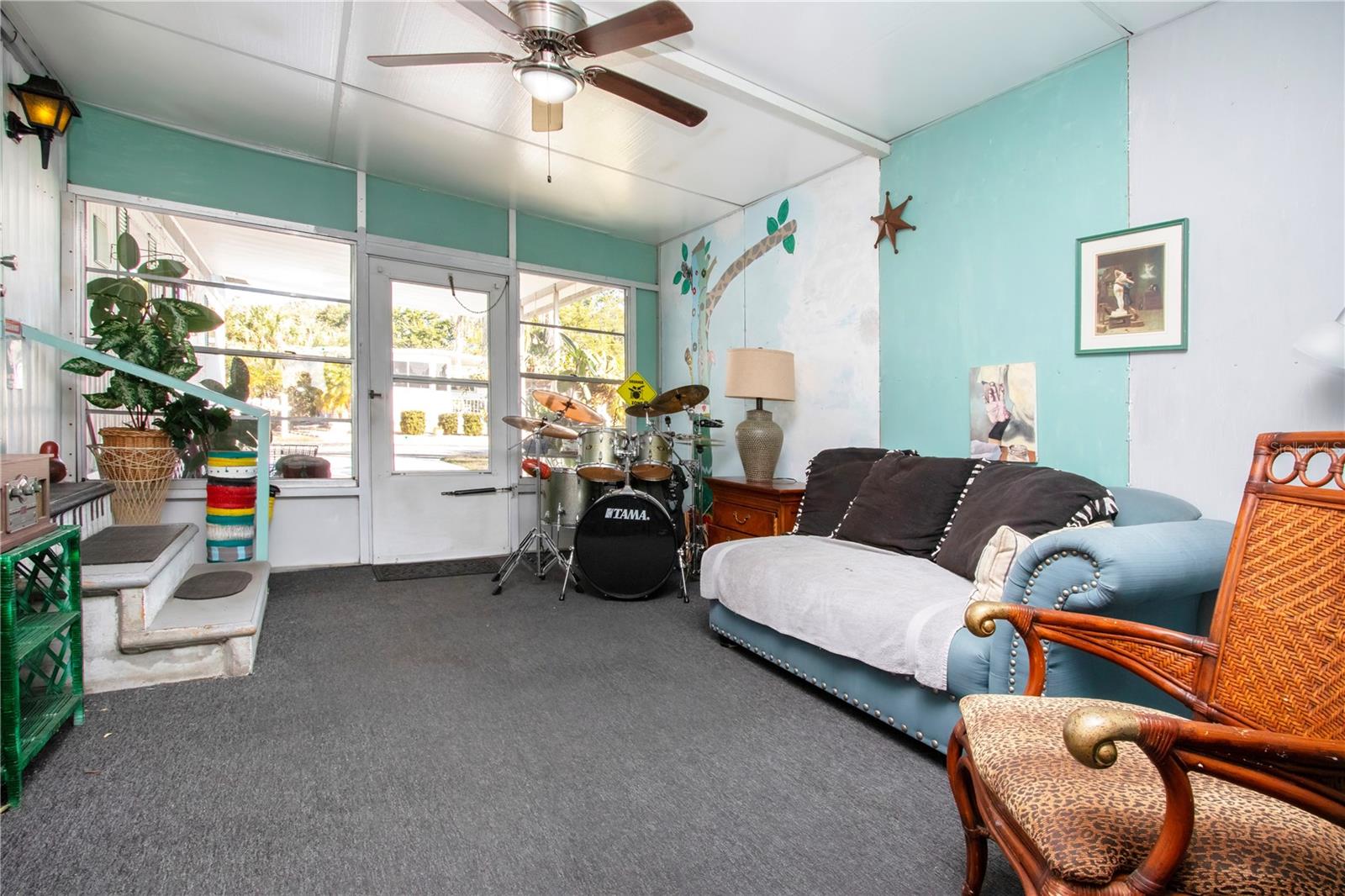 SKYWAY VILLAGE ESTATES CO-OP - Residential