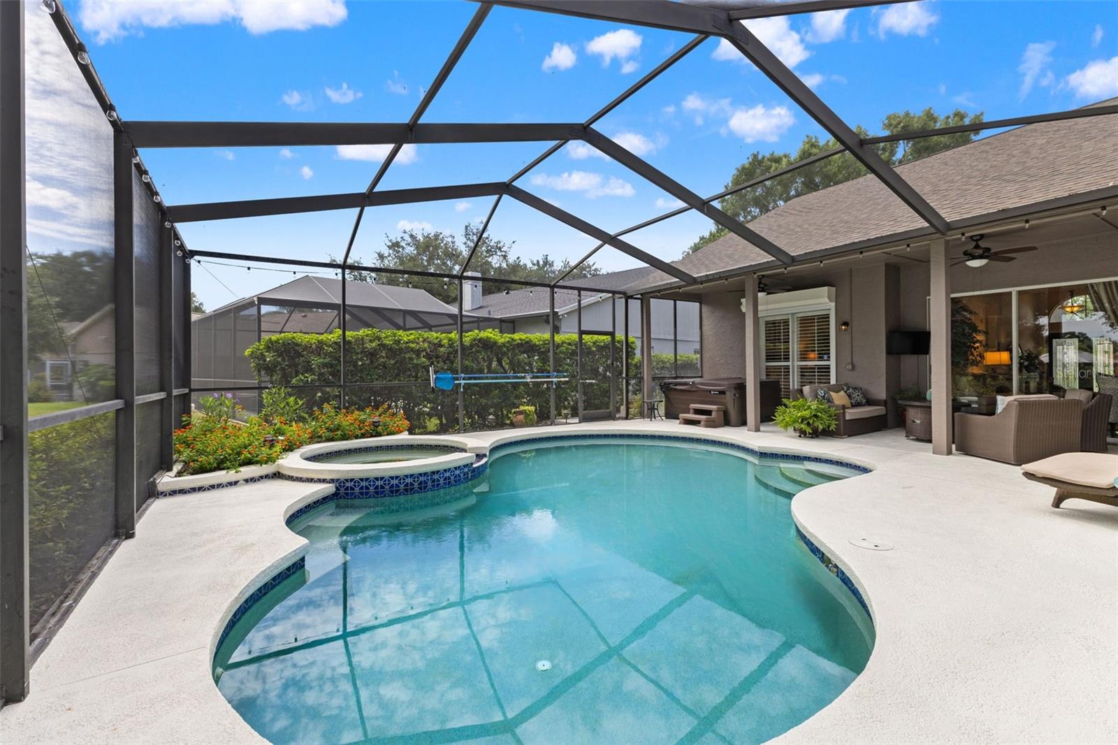 CASEY LAKE MANORS LOT 25 - Residential