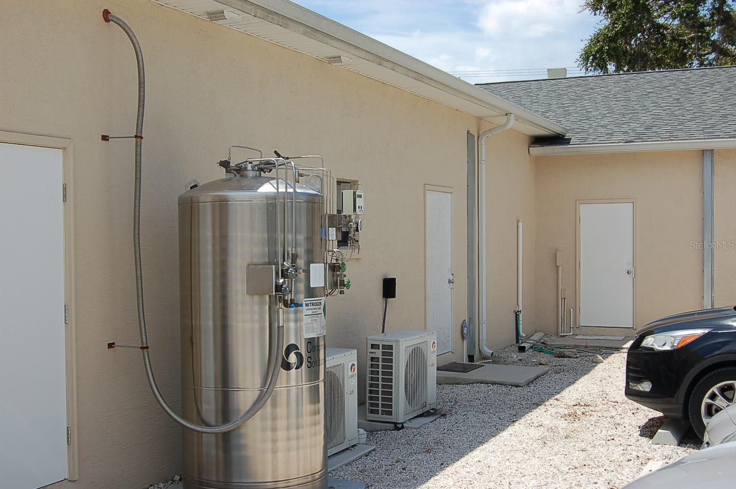 Lowds V New Smyrna - Commercial Lease