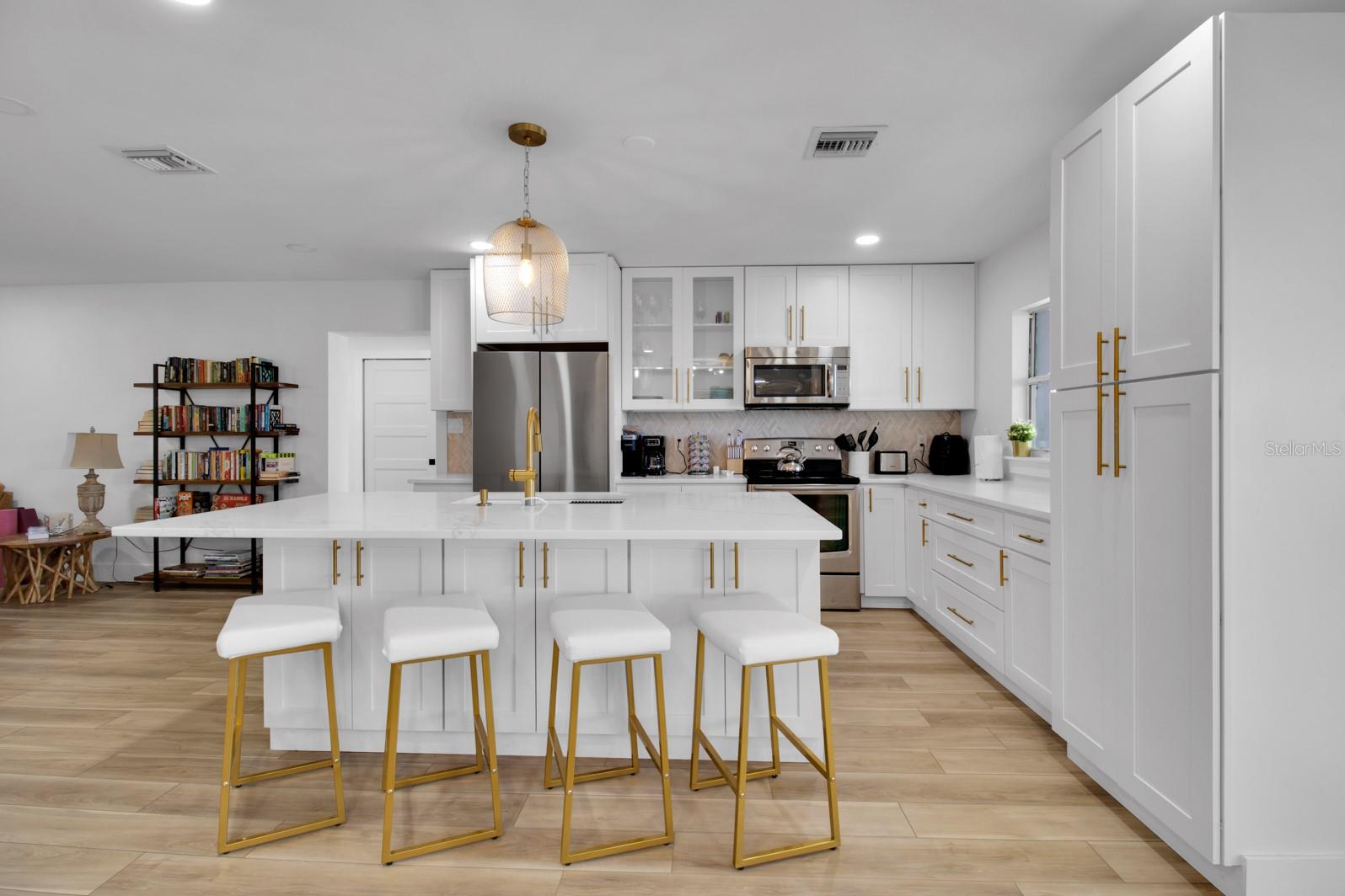 LEMON BLUFF 2ND ADD - Residential