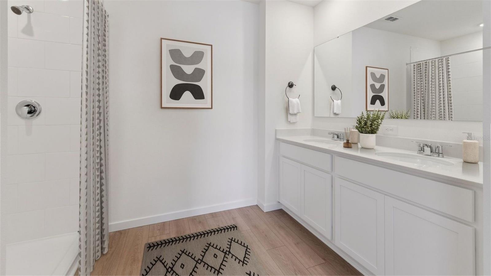 HARMONY WEST - Residential