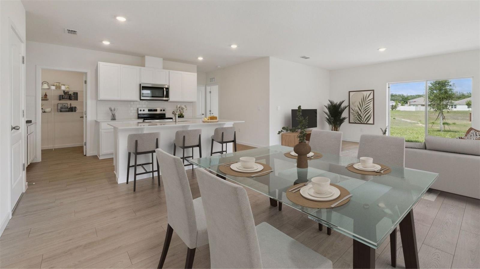 HARMONY WEST - Residential