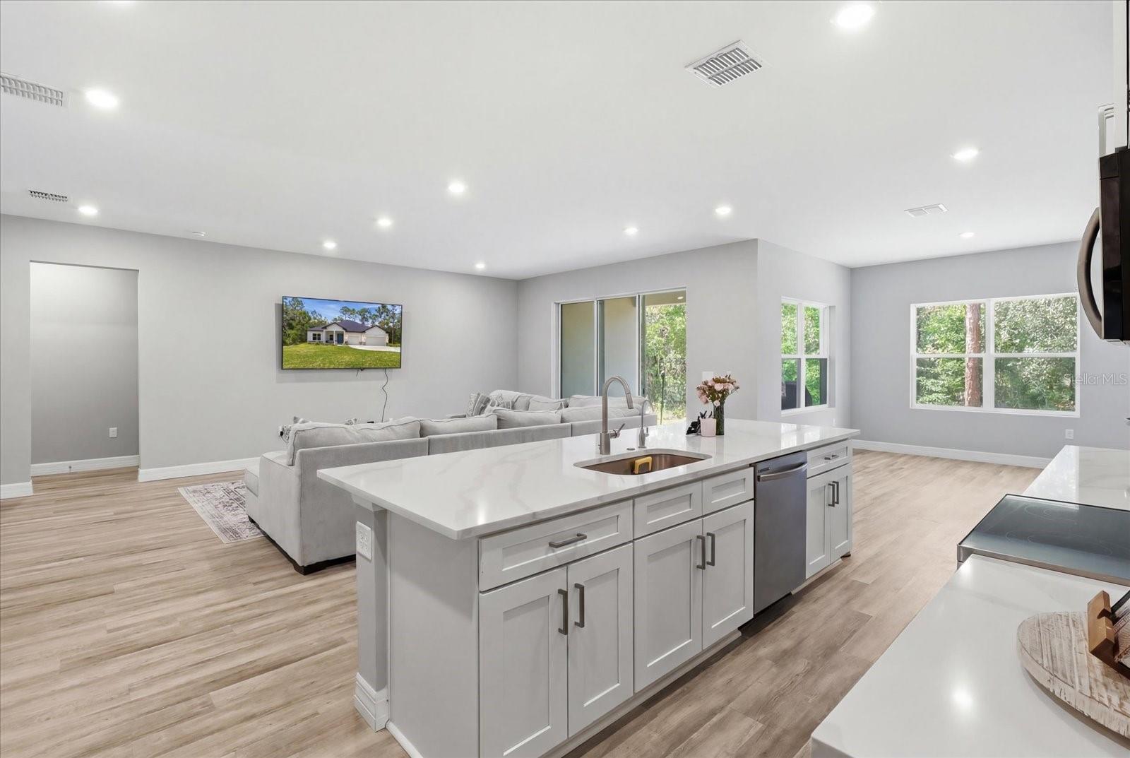 CITRUS HILLS 1ST ADD - Residential