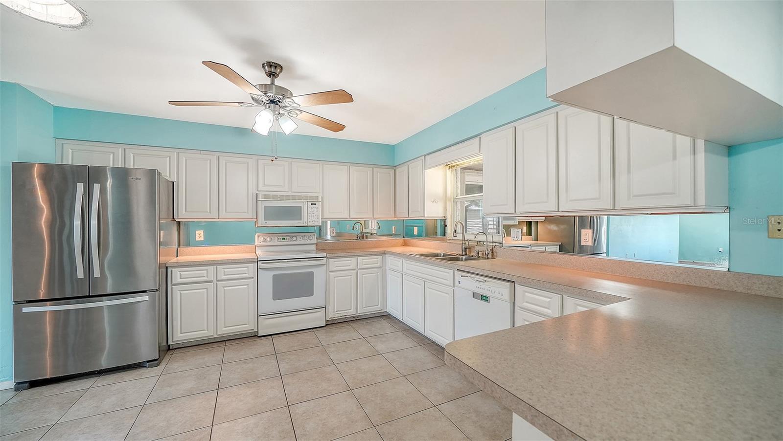GEORGETOWNE - Residential