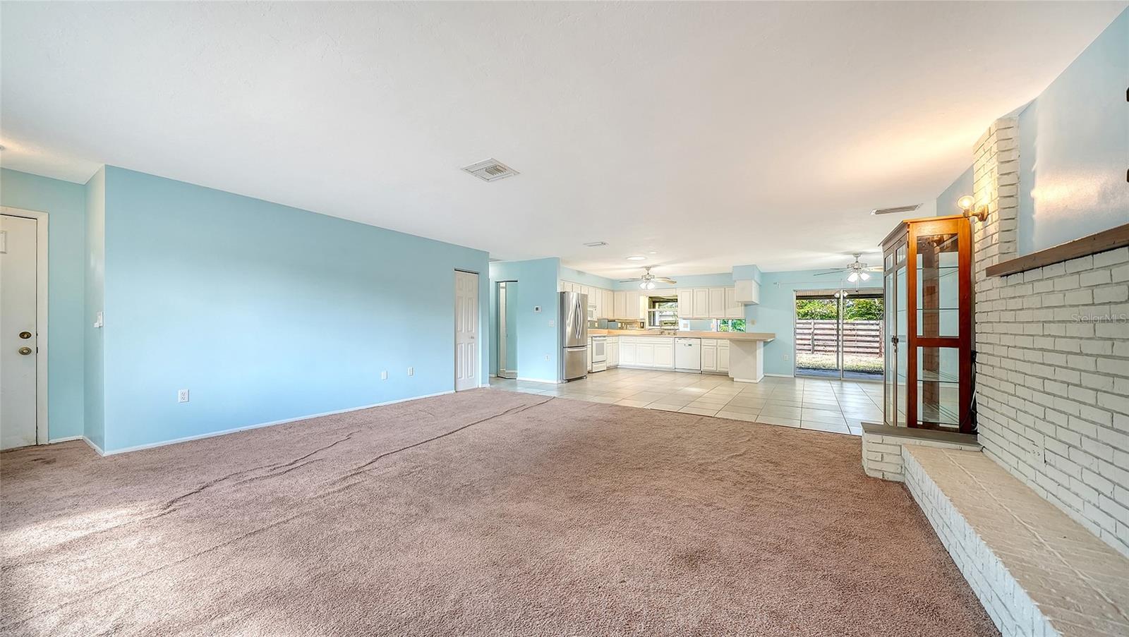 GEORGETOWNE - Residential