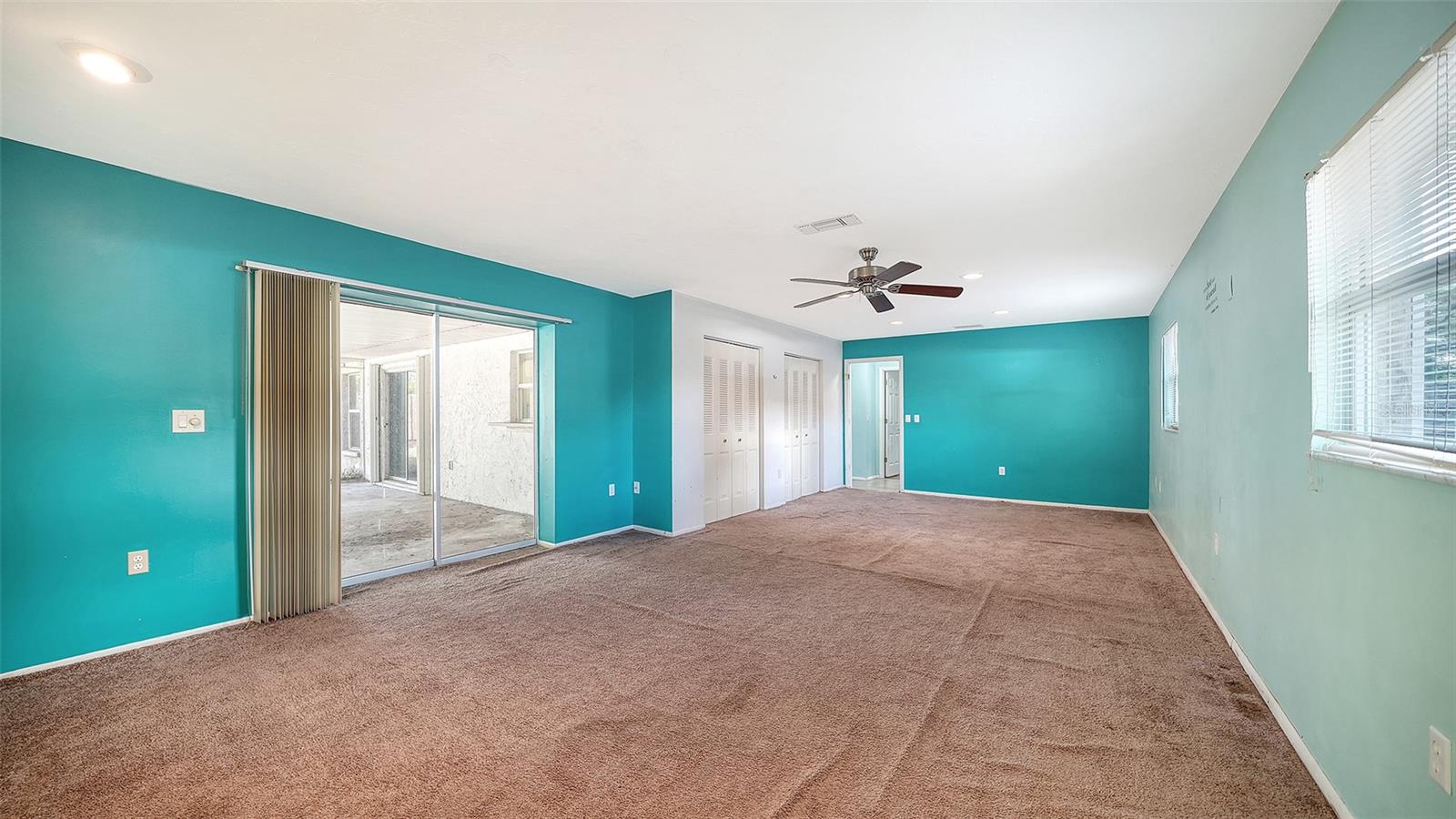GEORGETOWNE - Residential